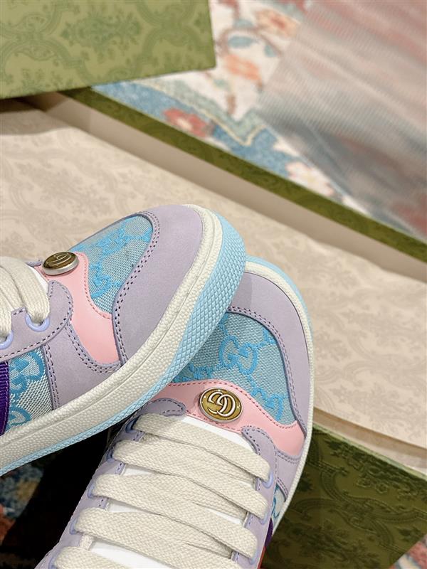 20243521351807 28011